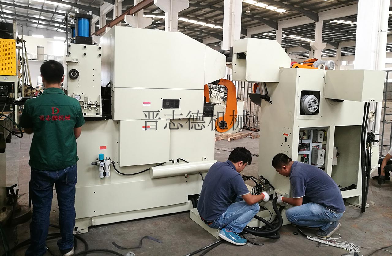 三合一送料機(jī)檢修