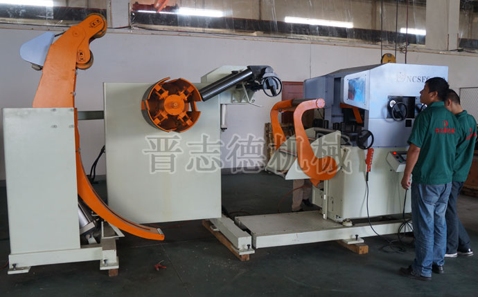 三合一送料機(jī)空轉(zhuǎn)試運(yùn)行