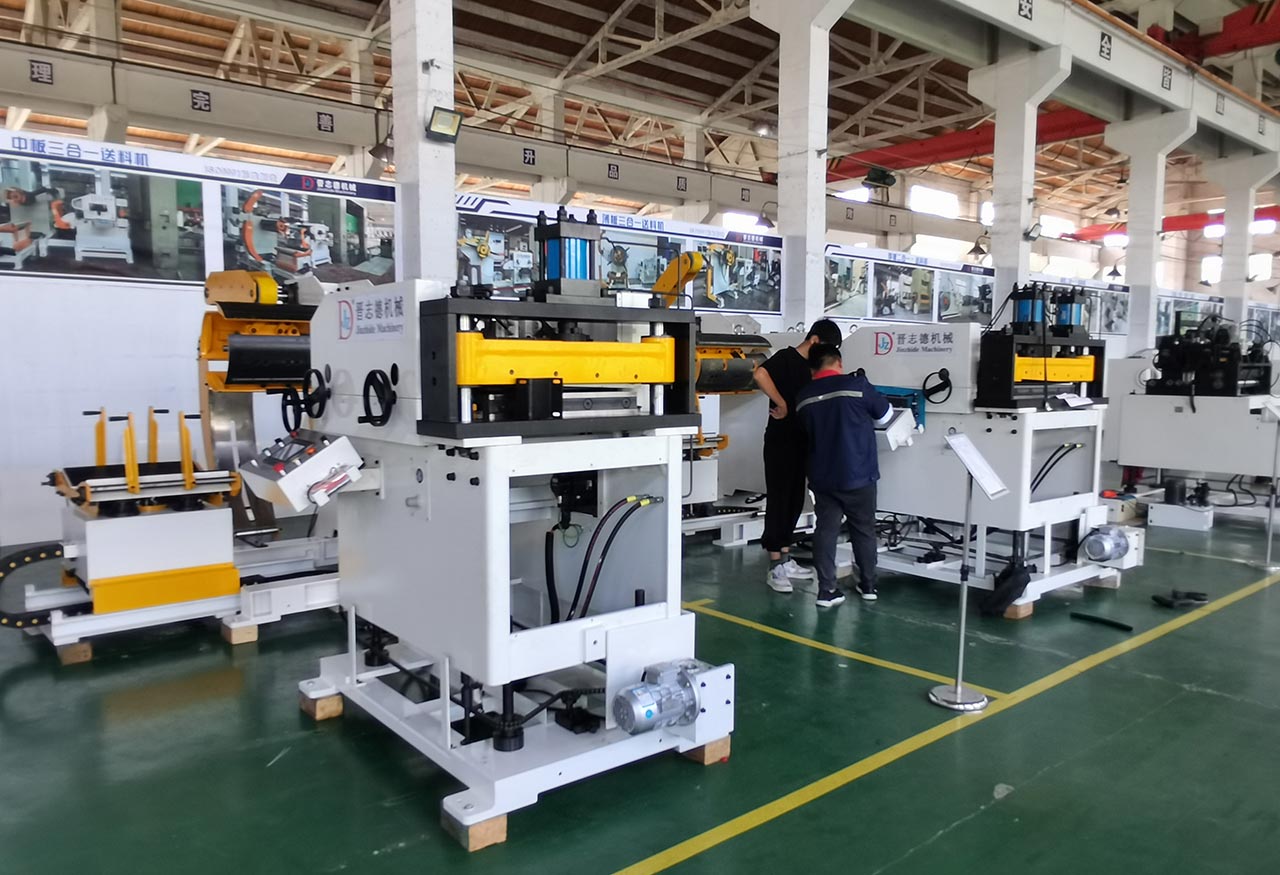 三合一送料機裝配培訓(xùn)