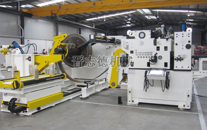 強力厚板三合一送料機(jī)試機(jī)